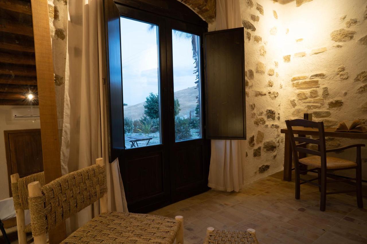 Borgo Delle Pietre Hotel Porto Empedocle Exterior photo