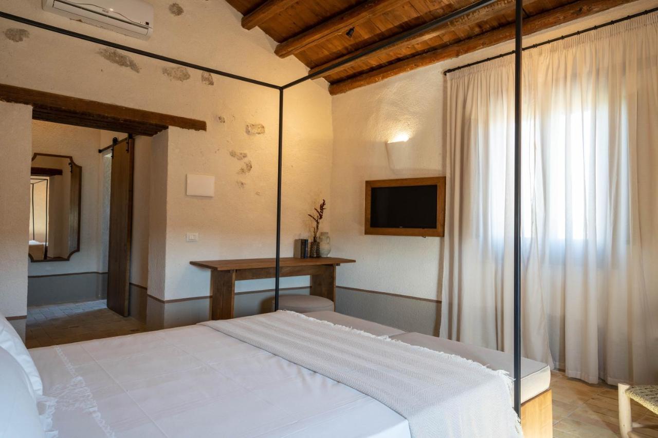 Borgo Delle Pietre Hotel Porto Empedocle Exterior photo