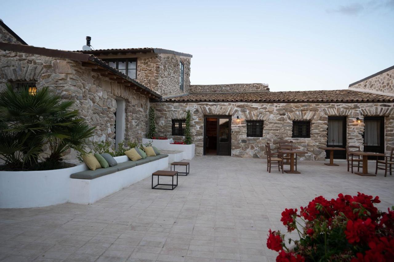 Borgo Delle Pietre Hotel Porto Empedocle Exterior photo